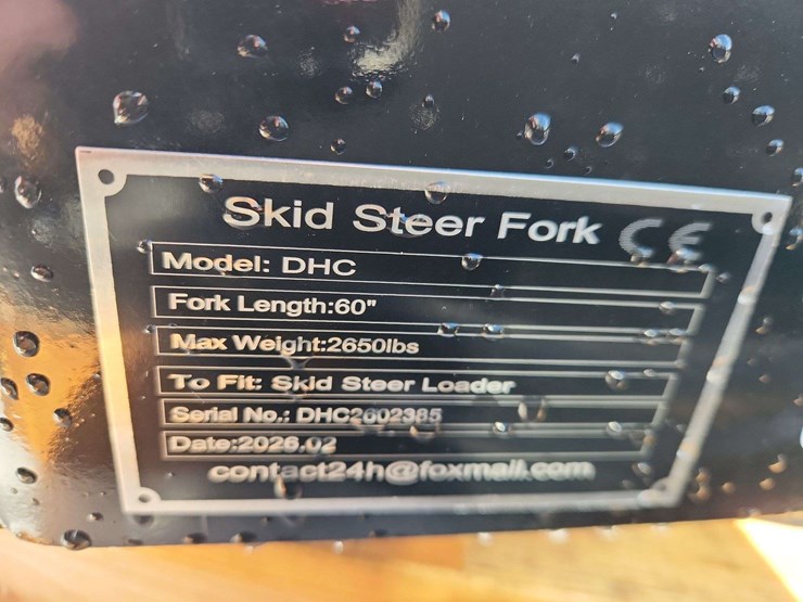 future-ft-dhc-skid-steer-forks-image-3