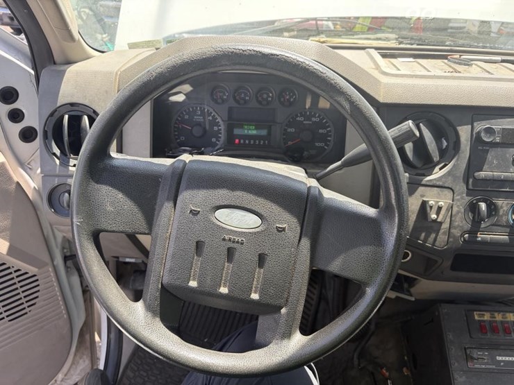 2008-ford-f350-image-11