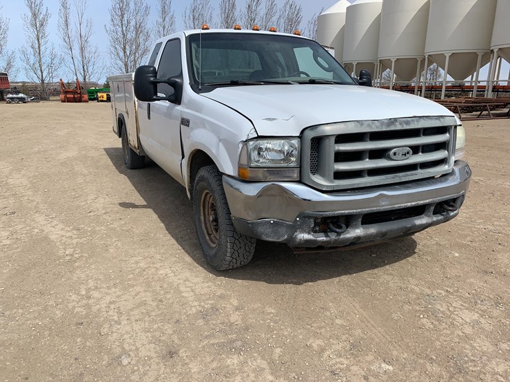 2004-ford-f350-image-3