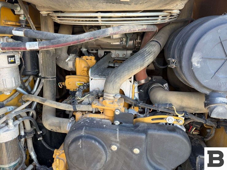 2017-caterpillar-299d2-image-33