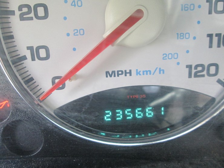 2003-jeep-liberty-image-39