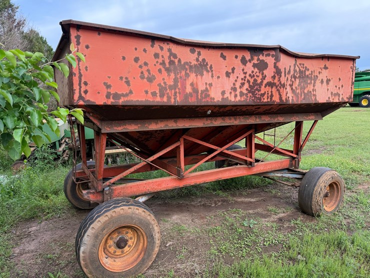 #515-•-#515-•-gravity-flow-wagon-image-5