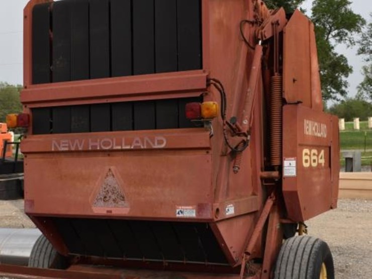 new-holland-664-image-4