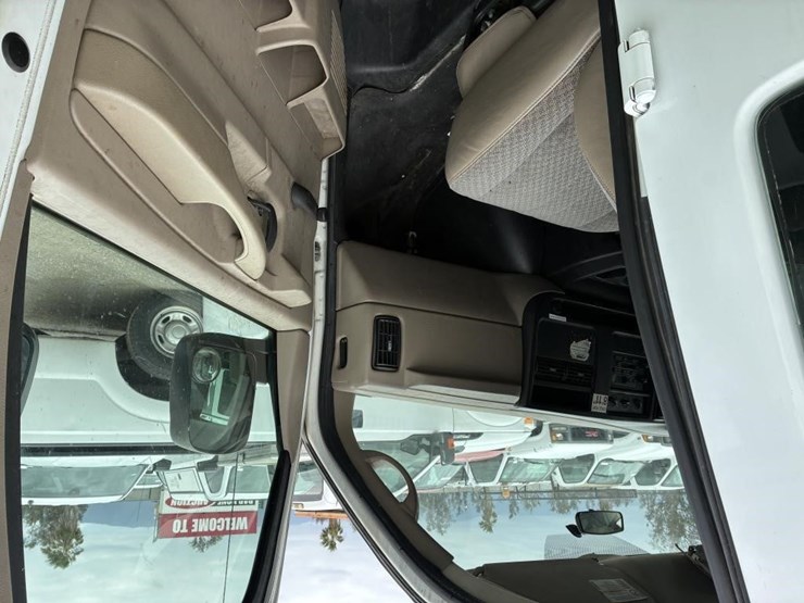 2007-chevrolet-express-2500-image-12