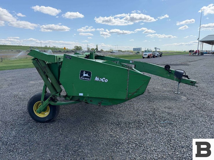 john-deere-820-image-5