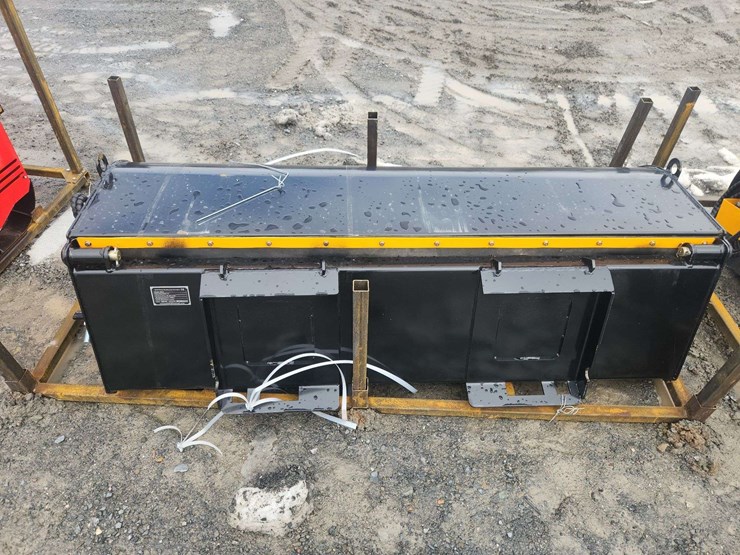 future-ft-bs72-skid-steer-boxbroom-sweeper-image-2