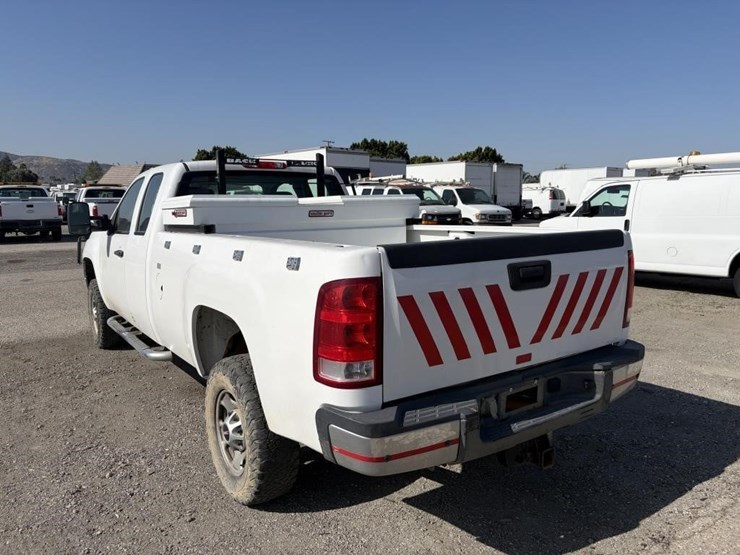 2012-gmc-sierra-2500-image-41