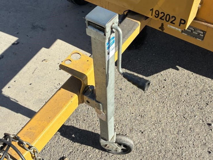 2015-vermeer-bc700xl-image-9