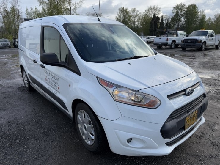 2016-ford-transit-connect-image-2