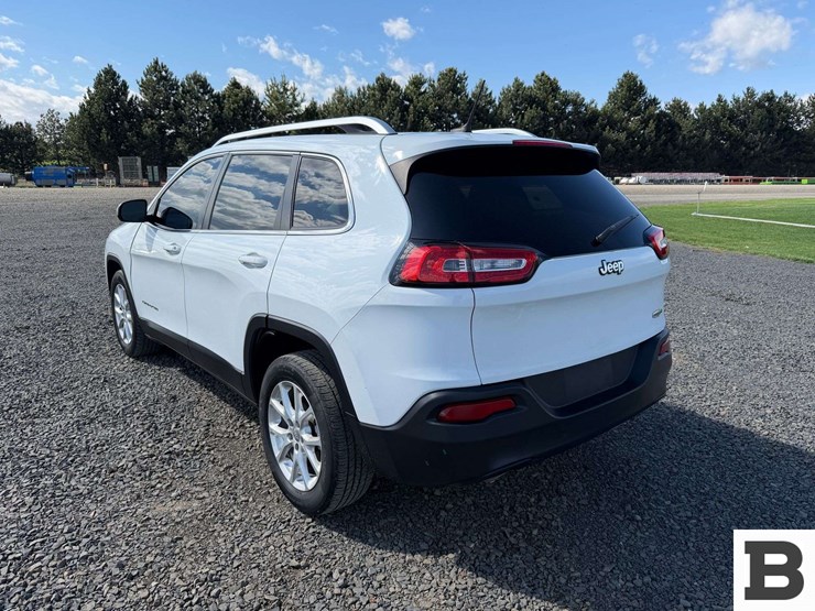 2014-jeep-cherokee-image-3