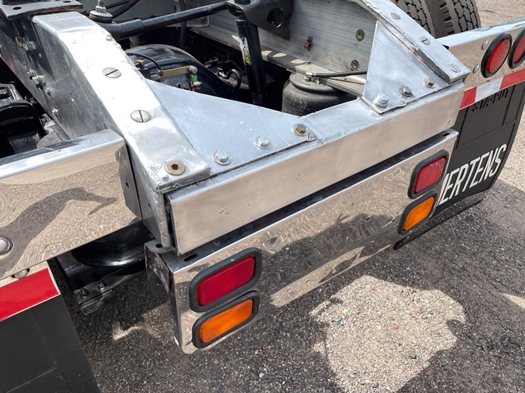 1970-peterbilt-358-image-48