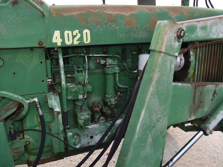 john-deere-4020-image-8