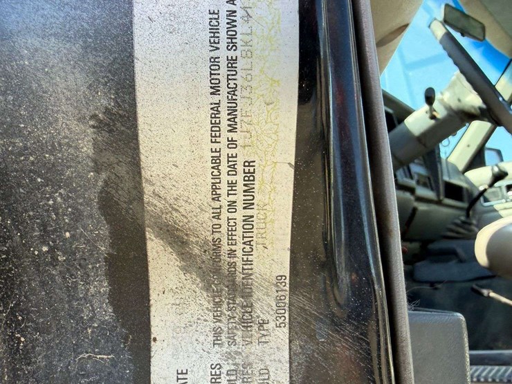 1989-jeep-comanche-pickup-image-33