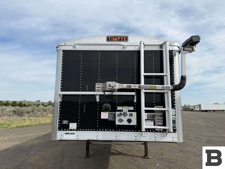 2017-timpte-hopper-bottom-image-7