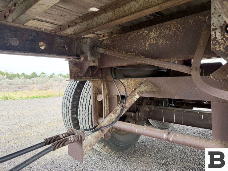 1974-fruehauf-trailer-image-17