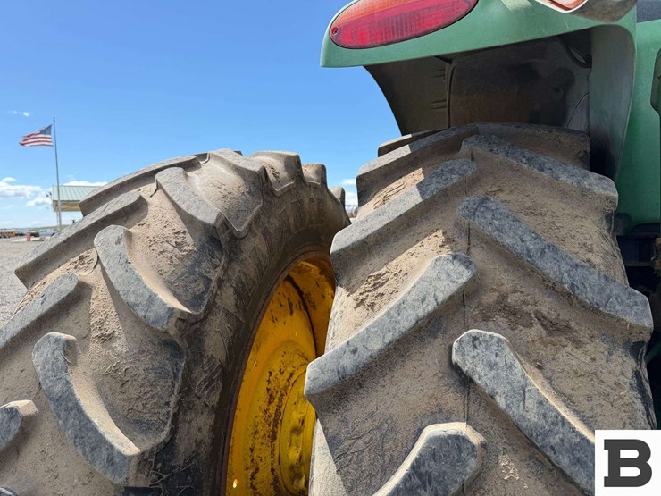 2013-john-deere-7200r-image-25