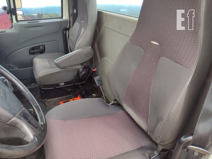 international-15-image-13