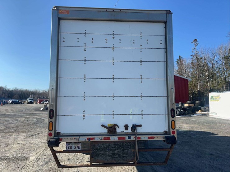 2020-hino-195-image-6