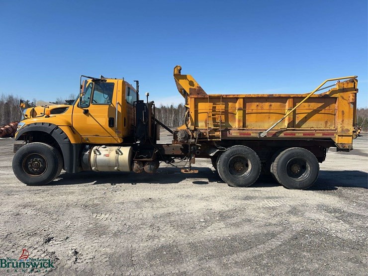 2016-international-7600-image-8