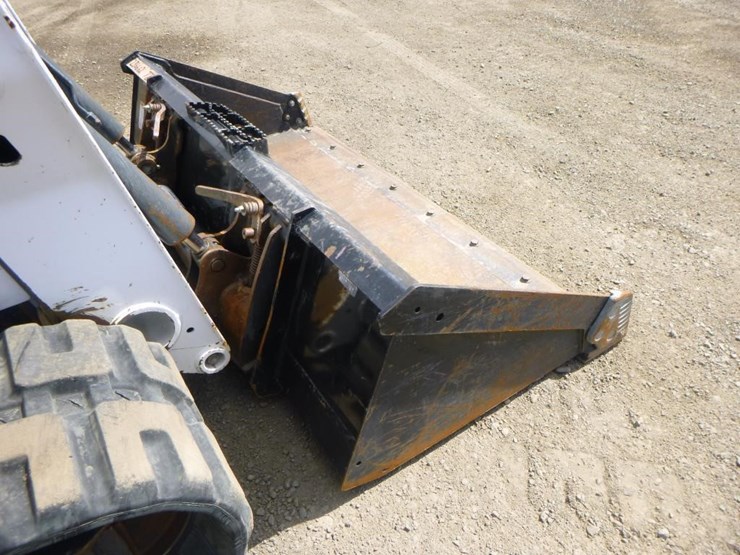 2019-bobcat-t770-image-11