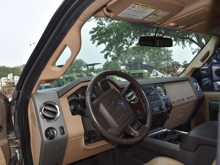 2011-ford-f250-image-7