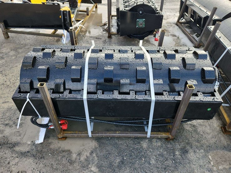 future-skid-steer-compactor-wheel-image-1