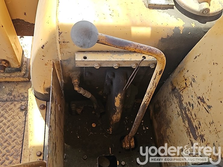 caterpillar-d8h-image-34