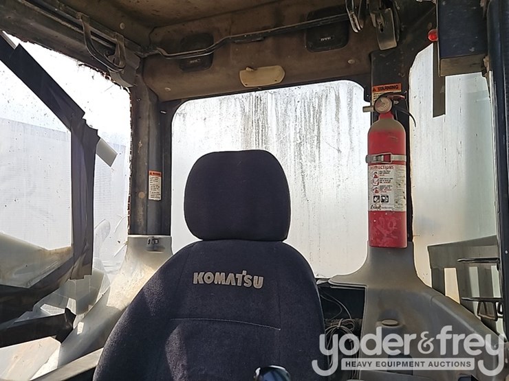 2005-komatsu-pc138-image-33