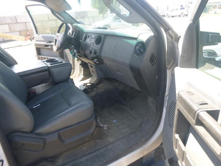 2014-ford-f250-image-14