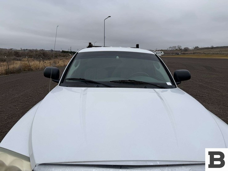 2005-dodge-dakota-image-9