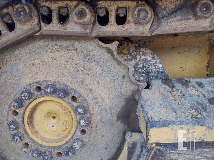 18-deere-650k-lgp-image-28