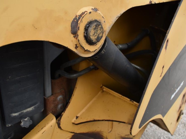 2009-caterpillar-297c-image-10