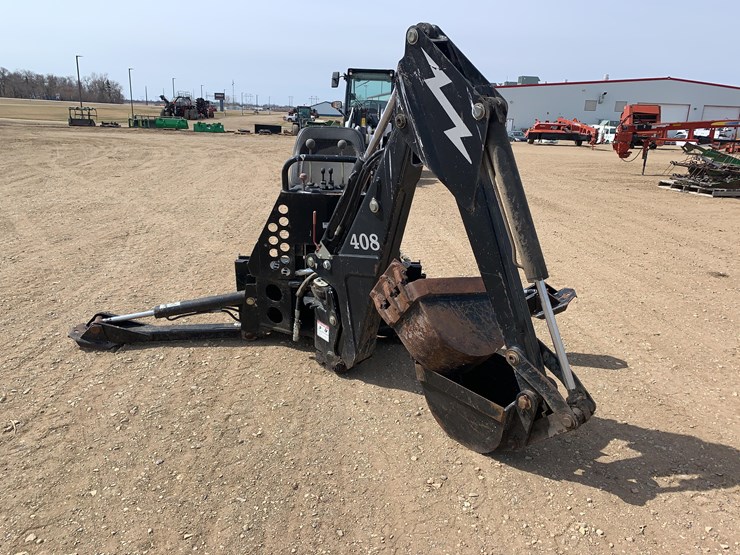 bradco-408w-skid-steer-backhoe-attachment-image-3