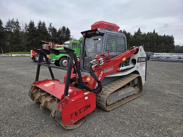 2022-takeuchi-tl12-image-1