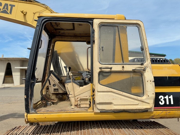 1993-caterpillar-311-image-31
