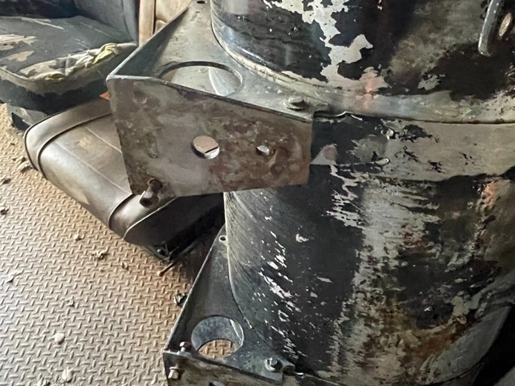 peterbilt-358-image-11