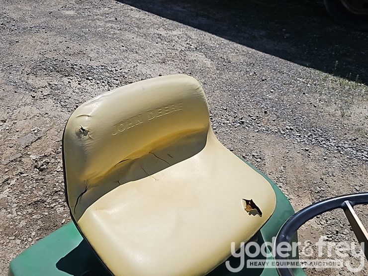 john-deere-111-image-17
