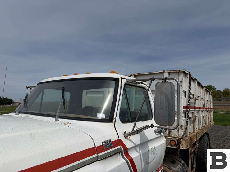 1976-ford-f750-image-10