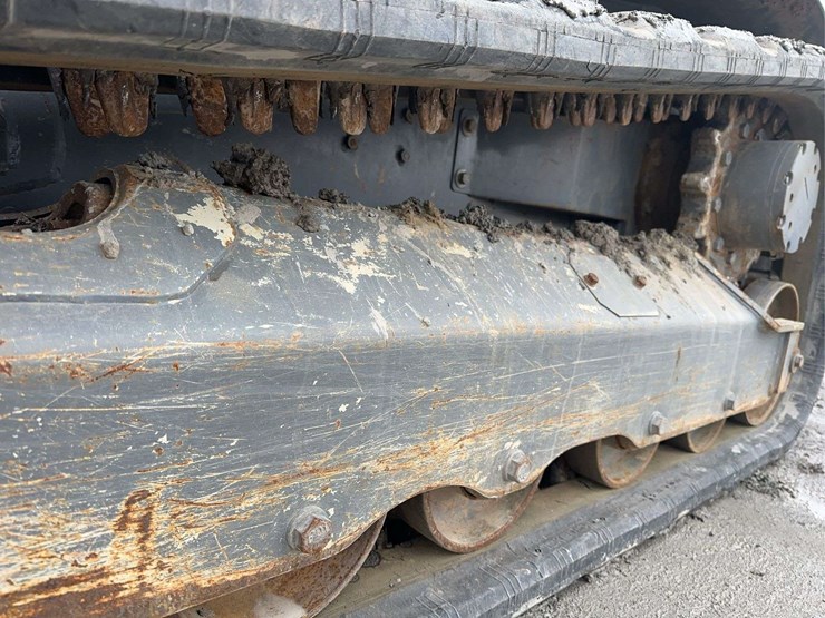 2024-takeuchi-tl6r-image-12