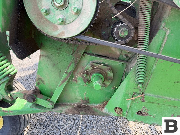 john-deere-820-image-35
