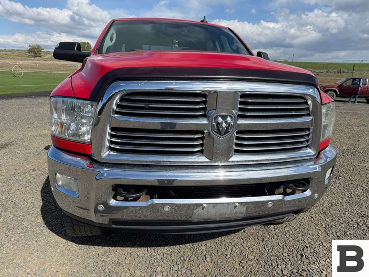 2016-dodge-2500-image-8