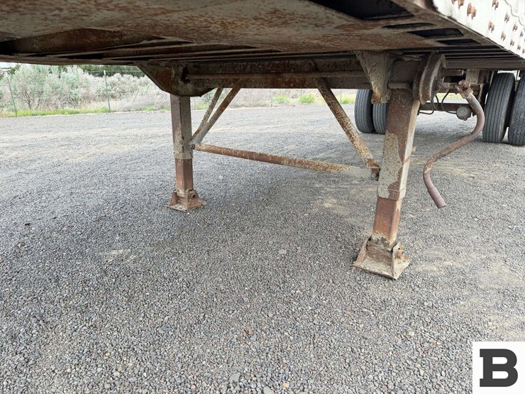 1984-fruehauf-open-top-image-12