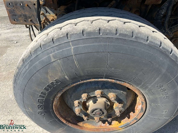 2016-international-7600-image-9