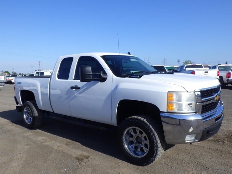 2007-chevrolet-2500hd-image-2