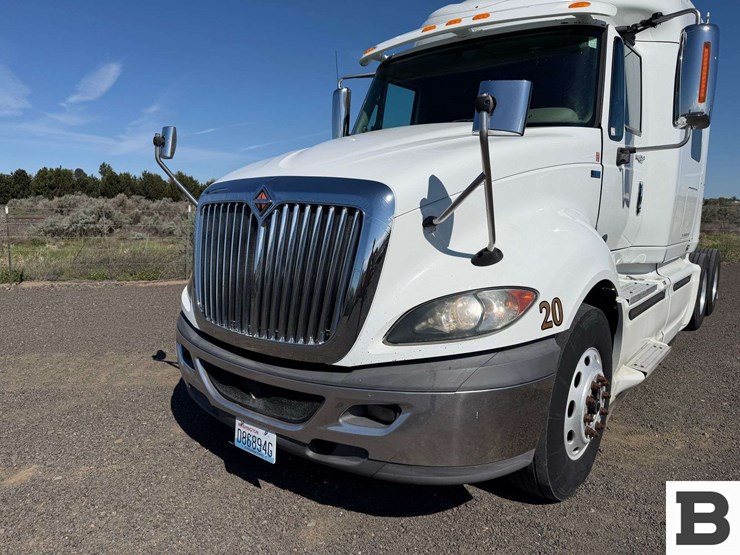 2012-international-prostar-image-9