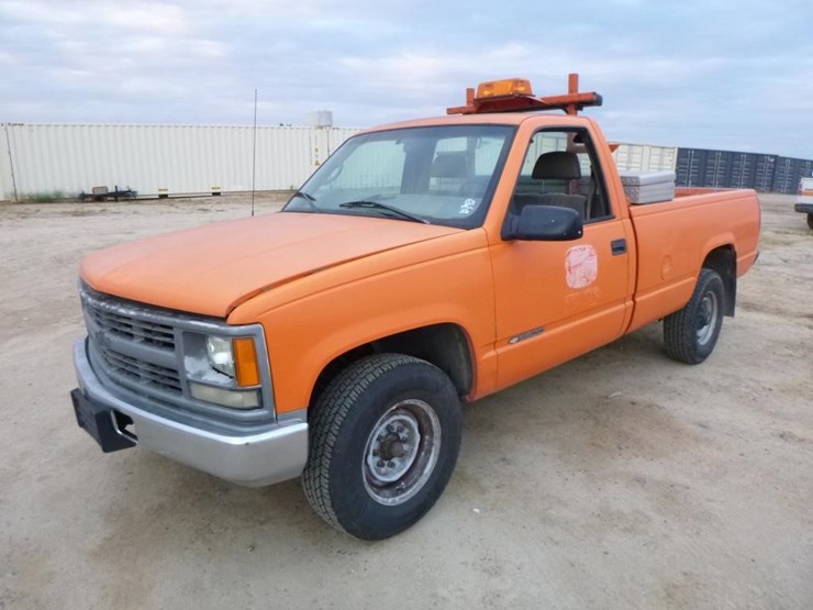 2000-chevrolet-2500-image-2