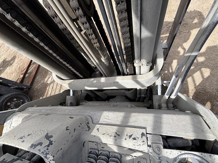 2020-caterpillar-2c6000-image-13