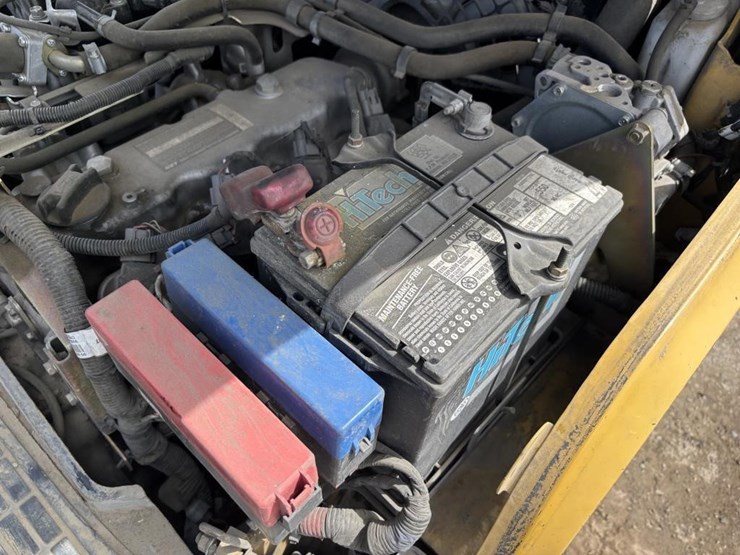 2020-caterpillar-2c6000-image-28