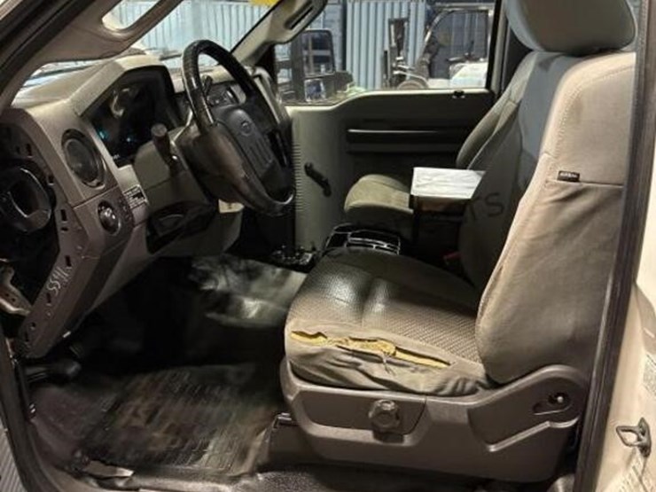 2013-ford-f450-image-29