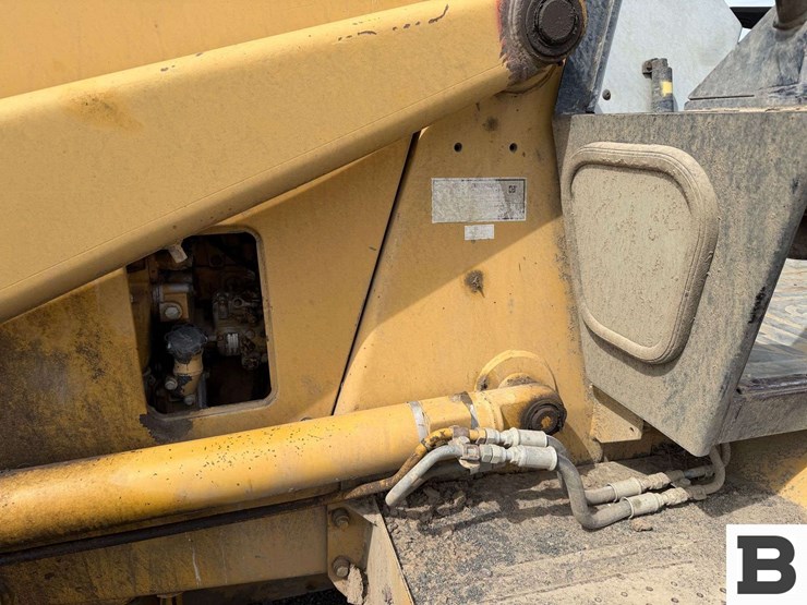 1993-caterpillar-416b-image-22